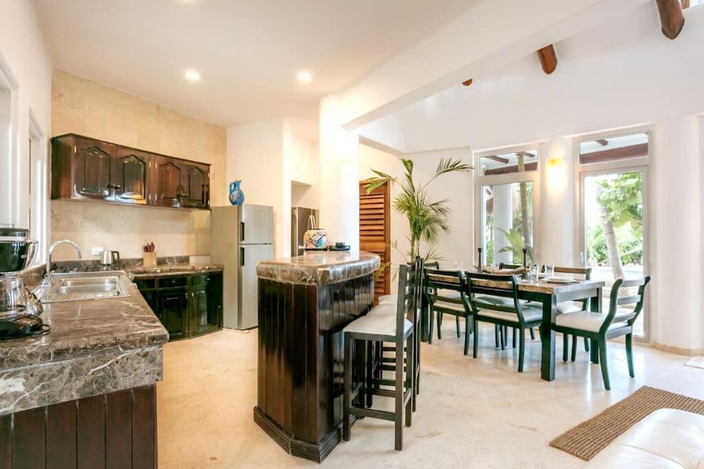 Luxury 5-Br Beachfront Home In Tulum Casa Sofia Gato Bagian luar foto